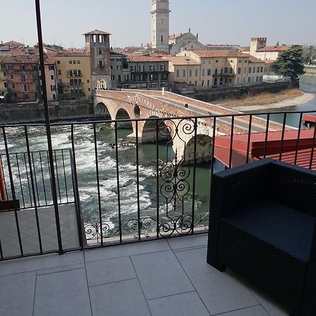 Theater Verona Luxury Apartment Habitación foto